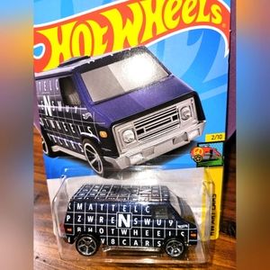 HOT WHEELS  car